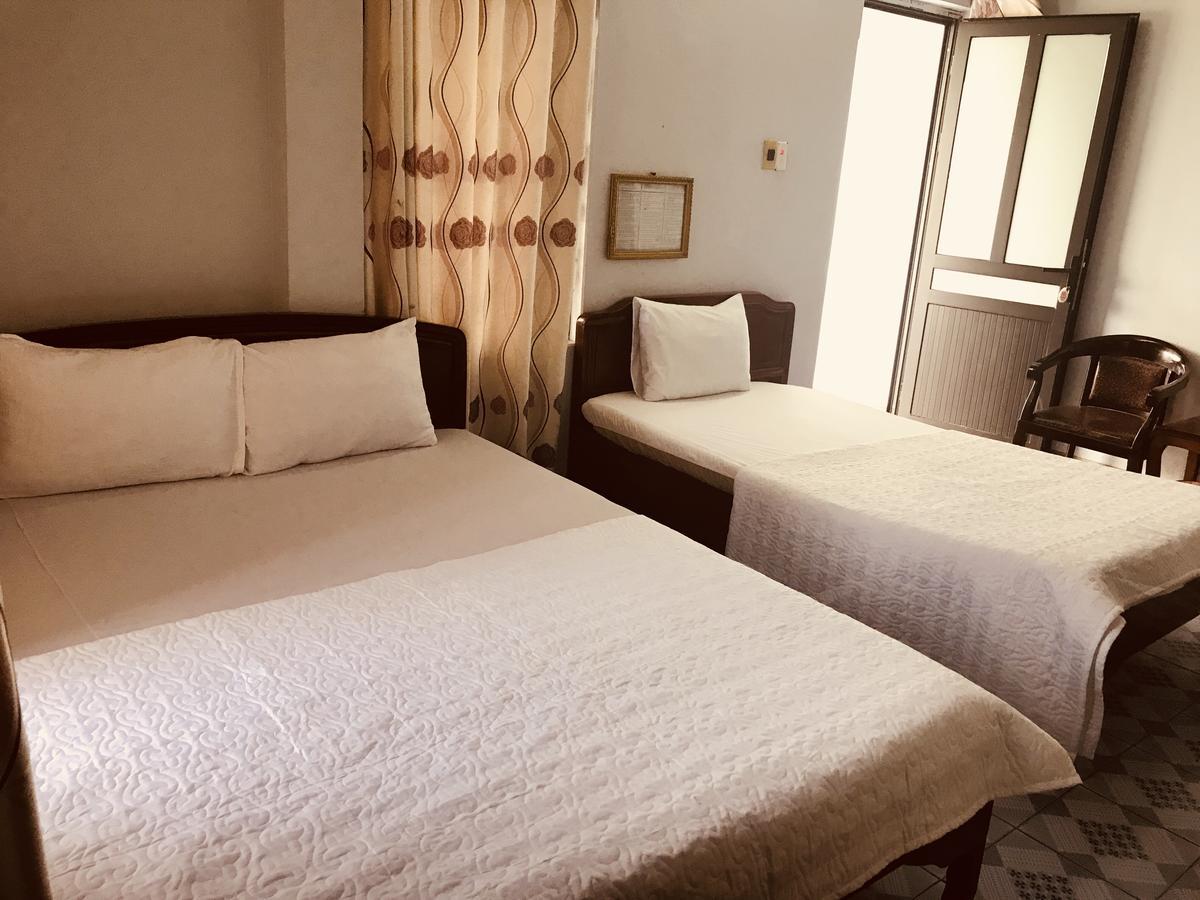 Thuy Duong Ha Long Hotel Exterior photo